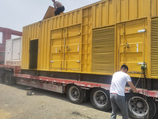 振安除了负载情况和发动机维护,还有哪些因素会影响 200kw 柴油发电机的油耗?
